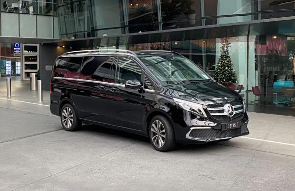 Some of the Mercedes V Class features: Broadbeach Wedding Transport _small